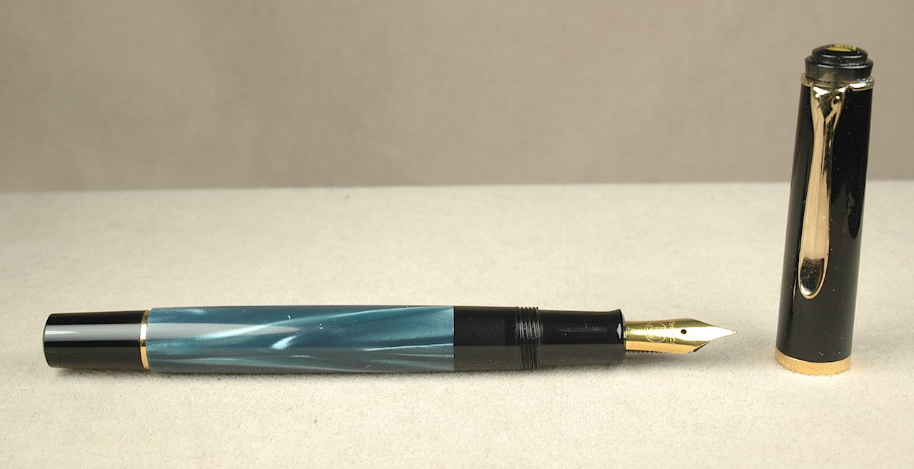 Pre-Owned Pens: 6387: Pelikan: Souveran M200